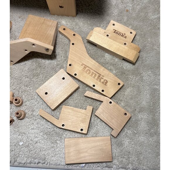 Tonka Workbench Wooden Toy With Tools & Accessories Creativity Fine Motor Skills - Picture 12 of 16